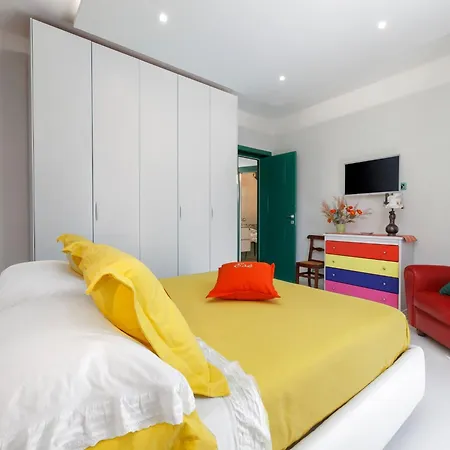 Apartment In Sorrento Near Piazza Tasso * Sorrente